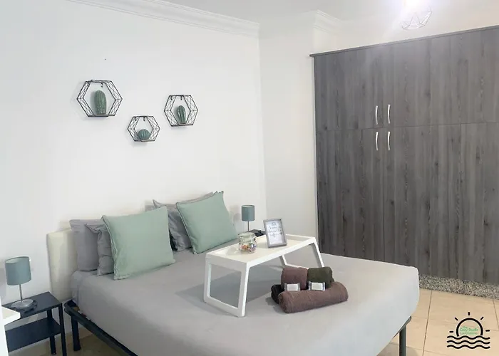 The Cozy Cristianos * لوس كريستيانوس